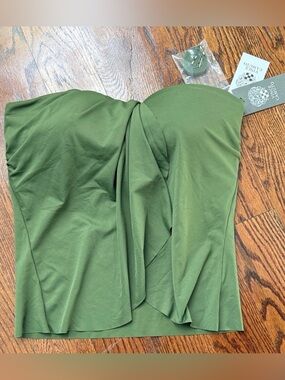 NWT Vince Camuto Too in Olive Green